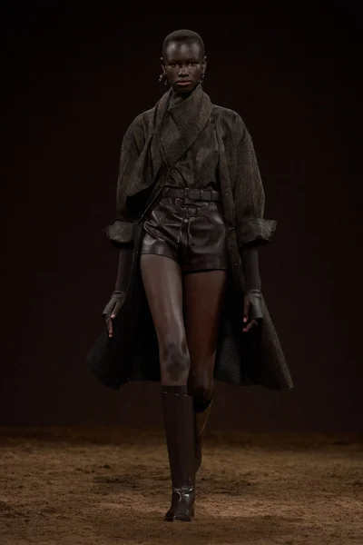 Look 57